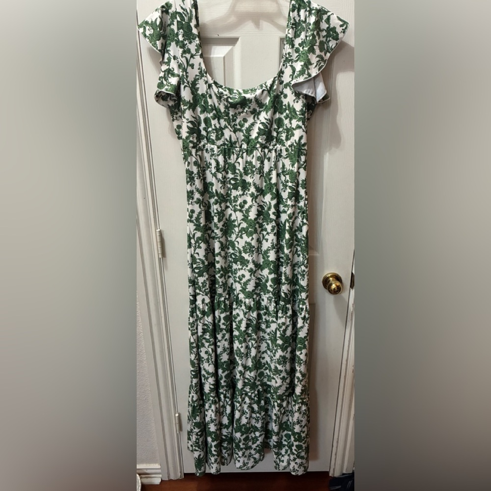 Smith & Quinn Elegant Green Floral Maxi Dress - Picture 3 of 4